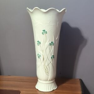 Beleek Vase